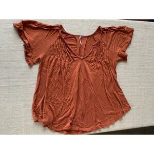 FREE PEOPLE Distressed T-Shirt Top Short Sleeve V-Neck Burnt Orange Linen M